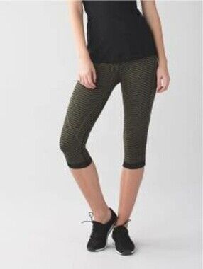 Lululemon In The Flow Crop Leggings Size 8